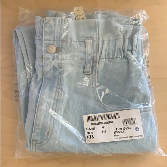 Madewell Paperbag Classic Straight Jean-Broomfield - Picture 7 of 9